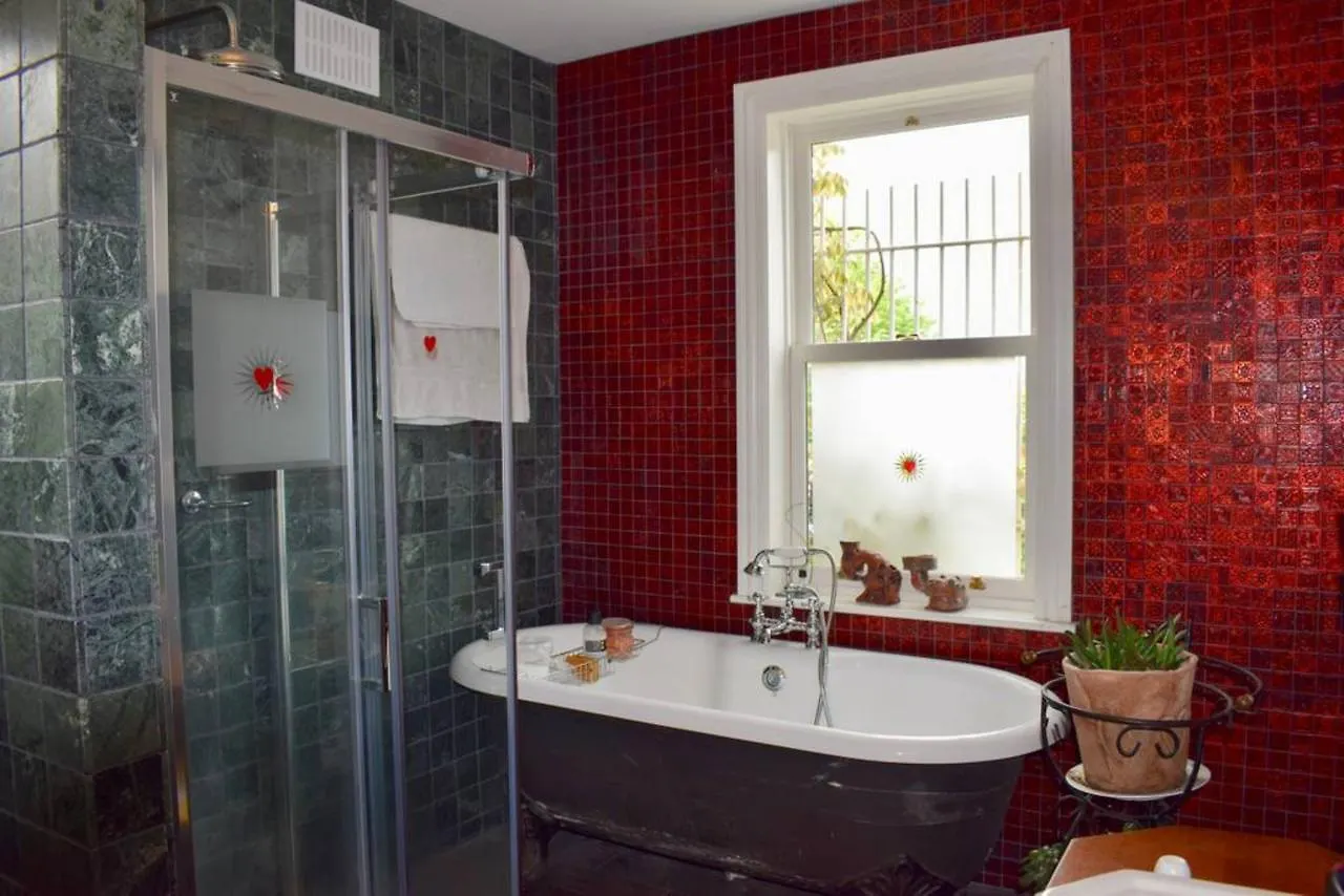 Appartement 4 Bedroom House In Central Dublin